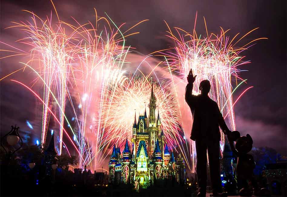Disney S Happily Ever After To Return Tonight At Magic Kingdom Park